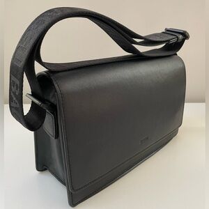 *RARE* Leather Baggu Large Block Purse - black